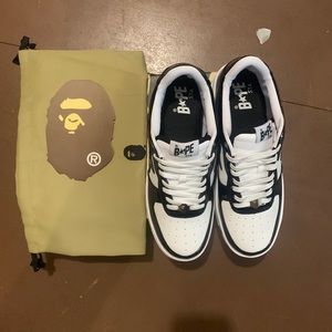 A Bathing Ape Bape Sta
Patent Leather Black White